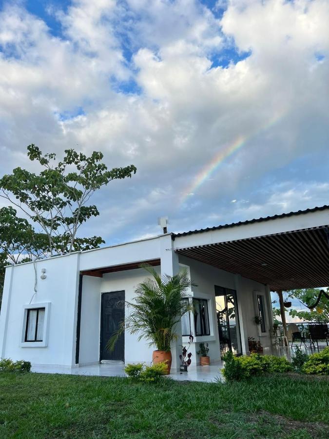 Cabana Campestre Con Piscina En La Hacienda Napoles Doradal ภายนอก รูปภาพ